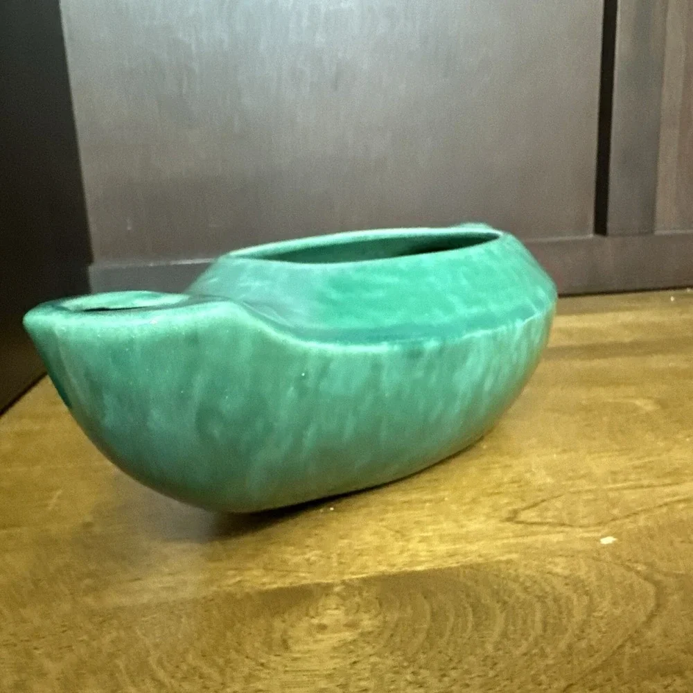 Gonder Pottery Genie Lamp Planter Vase Green 12